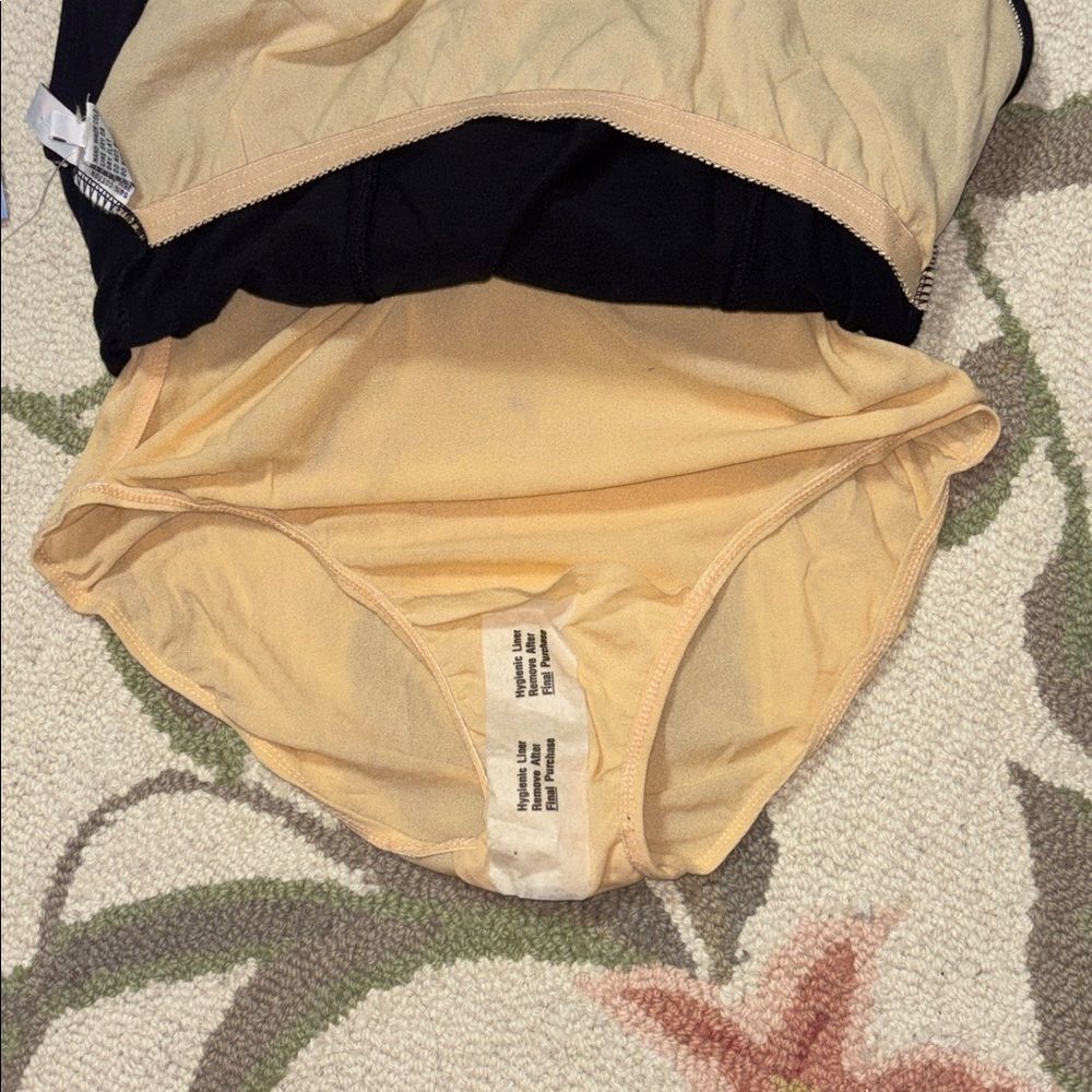Newport News Vintage Sunstreak Black Romper Swimsuit, Swim shorts, 10 - Picture 9 of 11